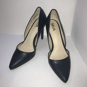 MIA Margo Black Heels